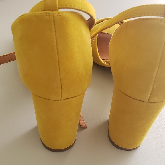 Halogen - Picture 2 of 4